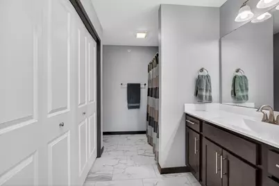 440 E Franklin Street #204, Eldridge, IA 52748 - Photo 18