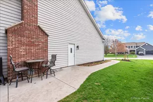 1405 Elk Trail, Cary, IL 60013 - Photo 28