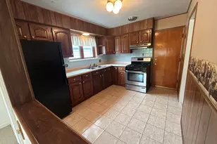 9054 Bennett Ave, Skokie, IL 60203 - Photo 2
