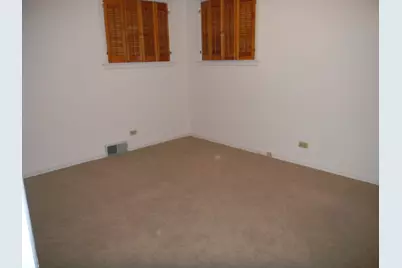9054 Bennett Avenue #2, Skokie, IL 60203 - Photo 10