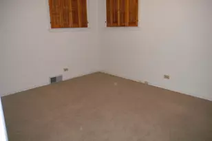 9054 Bennett Ave, Skokie, IL 60203 - Photo 10