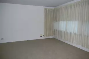 9054 Bennett Ave, Skokie, IL 60203 - Photo 6