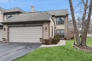 1204 Hobson Oaks Ct, Naperville, IL 60540 - Photo 2