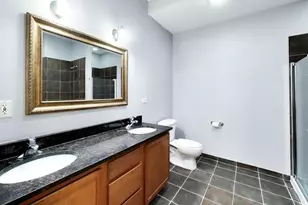 3848 W Sunnyside Ave, Chicago, IL 60625 - Photo 18