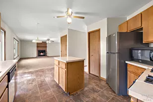 1266 Fernleaf Dr, Crystal Lake, IL 60014 - Photo 14