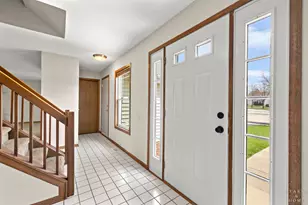 1266 Fernleaf Dr, Crystal Lake, IL 60014 - Photo 6