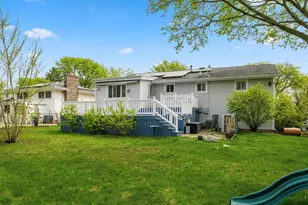 630 Clover Ln, Schaumburg, IL 60193 - Photo 40