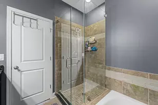 922 Warren Ave, Downers Grove, IL 60515 - Photo 16