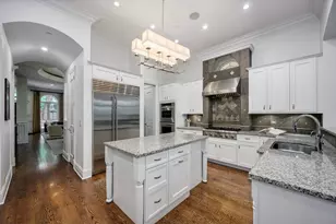 2714 N Greenview Ave, Chicago, IL 60614 - Photo 14
