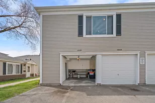 1220 Cove Dr, Prospect Heights, IL 60070 - Photo 20