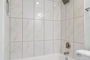 1220 Cove Dr, Prospect Heights, IL 60070 - Photo 18