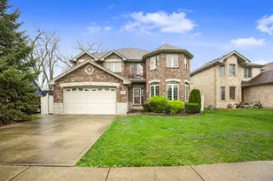 9746 Merrimac Ave, Oak Lawn, IL 60453 - Photo 2