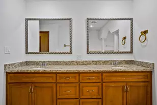 9746 Merrimac Ave, Oak Lawn, IL 60453 - Photo 20