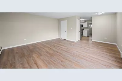 1101 Holiday Lane #10, Des Plaines, IL 60016 - Photo 4