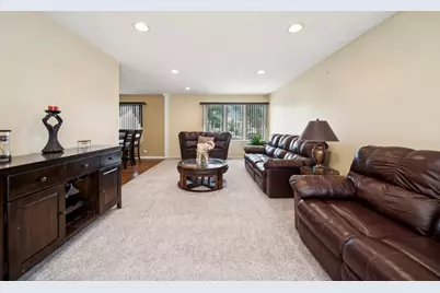 8918 S Francisco Avenue, Evergreen Park, IL 60805 - Photo 8
