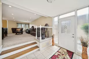 8918 S Francisco Ave, Evergreen Park, IL 60805 - Photo 12