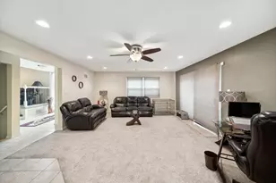 8918 S Francisco Ave, Evergreen Park, IL 60805 - Photo 20