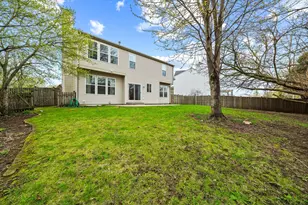 9 Lilac Ct, Bolingbrook, IL 60490 - Photo 4