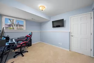 831 S Dryden Pl, Arlington Heights, IL 60005 - Photo 34