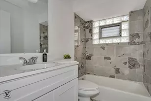 6317 W 64th Pl, Chicago, IL 60638 - Photo 16