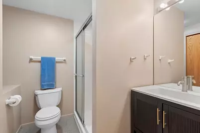 500 Parkview Place, Burr Ridge, IL 60527 - Photo 32