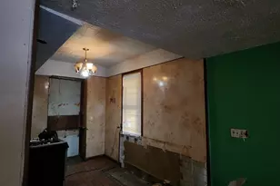 8506 S Euclid Ave, Chicago, IL 60617 - Photo 22