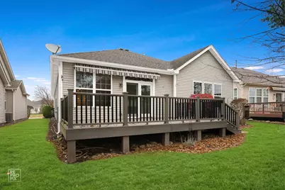 1870 Hampshire Drive, Hoffman Estates, IL 60192 - Photo 18