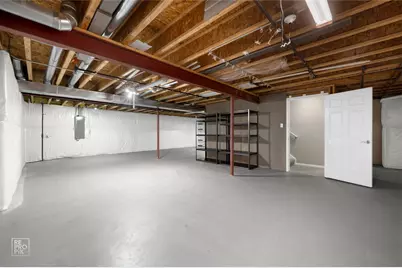 1870 Hampshire Drive, Hoffman Estates, IL 60192 - Photo 14