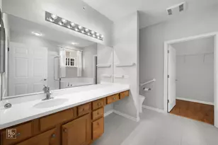 1870 Hampshire Dr, Hoffman Estates, IL 60192 - Photo 12