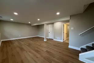 7547 Blazer Ave, Justice, IL 60458 - Photo 14