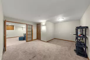 1240 Sandpiper Ct, Grayslake, IL 60030 - Photo 24