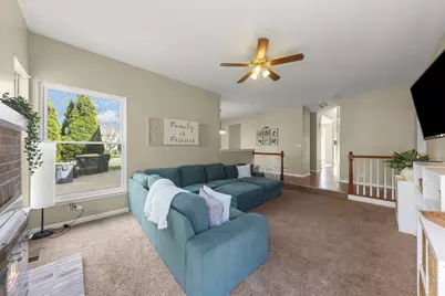 1240 Sandpiper Court, Grayslake, IL 60030 - Photo 8