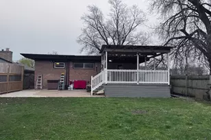 9132 S California Ave, Evergreen Park, IL 60805 - Photo 24