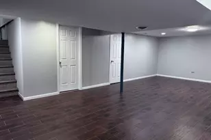 9132 S California Ave, Evergreen Park, IL 60805 - Photo 14