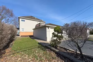 8912 Harms Rd, Morton Grove, IL 60053 - Photo 54