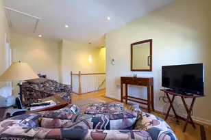 8912 Harms Rd, Morton Grove, IL 60053 - Photo 44