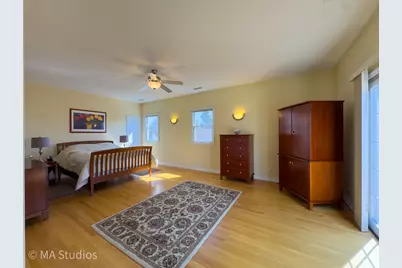 8912 Harms Road, Morton Grove, IL 60053 - Photo 30