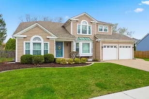 1846 Baltimore Dr, Elk Grove Village, IL 60007 - Photo 2