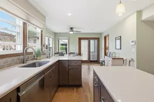 1846 Baltimore Dr, Elk Grove Village, IL 60007 - Photo 6