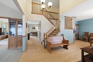1846 Baltimore Dr, Elk Grove Village, IL 60007 - Photo 18