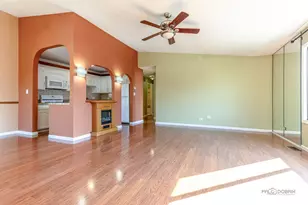 494 Tyler Ct, Vernon Hills, IL 60061 - Photo 6