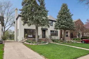 1111 Woodbine Ave, Oak Park, IL 60302 - Photo 2