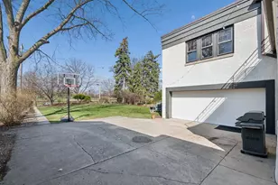 1111 Woodbine Ave, Oak Park, IL 60302 - Photo 36