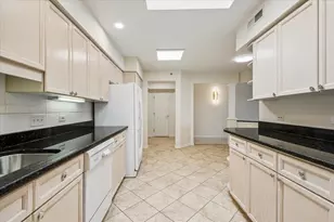 15 S Pine St, Mount Prospect, IL 60056 - Photo 6