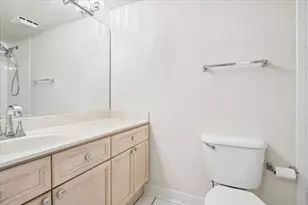 15 S Pine St, Mount Prospect, IL 60056 - Photo 14