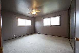 704 Lincolnwood Dr, Streamwood, IL 60107 - Photo 10