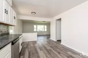 434 Mackinaw Ave, Calumet City, IL 60409 - Photo 6