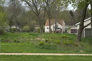 1210 Merrill Ave, Algonquin, IL 60102 - Photo 1