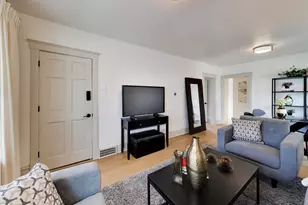7006 W Jarvis Ave, Niles, IL 60714 - Photo 4