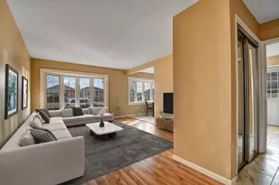 7754 S McVicker Ave, Burbank, IL 60459 - Photo 2